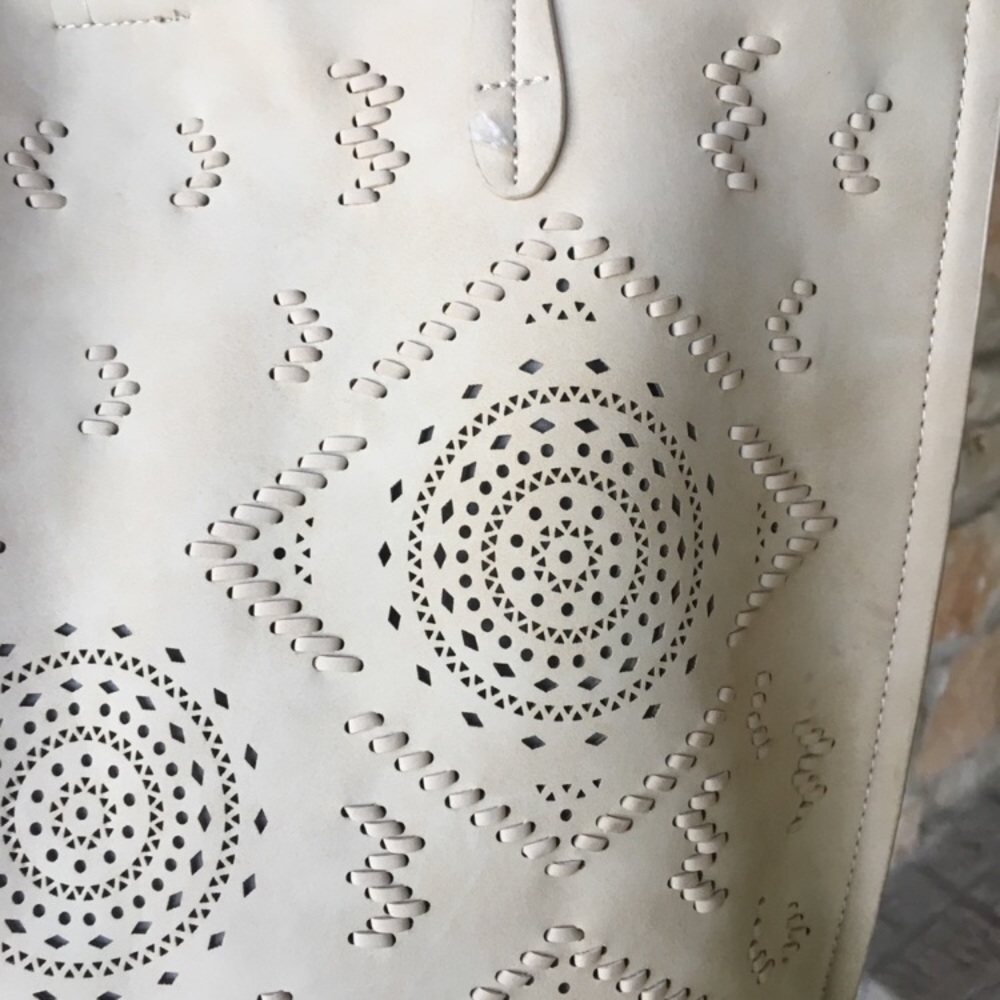 NWT Anthropologie Alice Springs Ivory Tote - Picture 3 of 5